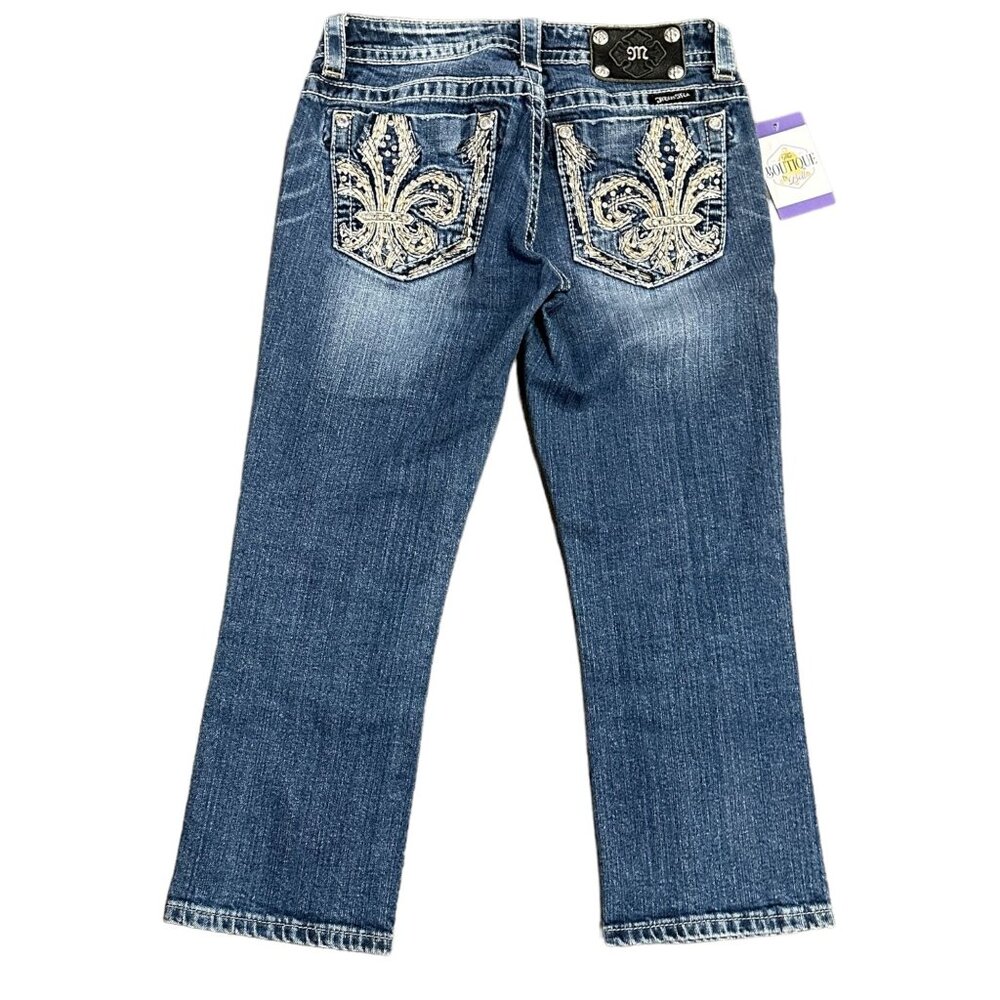 Miss Me 27 Capri Blue Jeans Fluer De Lis Embroidered Bling Distressed JP5455P - Picture 2 of 16